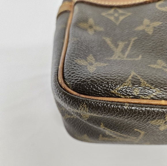 Louis Vuitton Brown Monogram Men's Bag - Picture 7 of 17